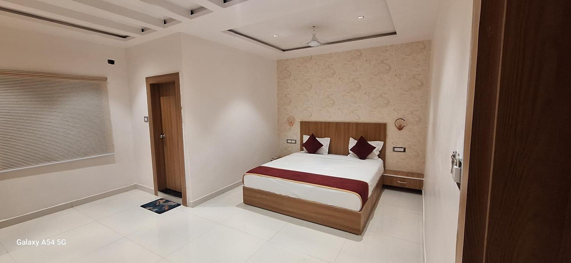 The Golden Palm Khajuraho酒店 外观 照片